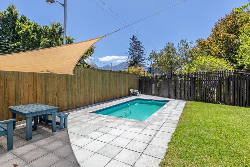 1 Bedroom Property for Sale in Plumstead Western Cape